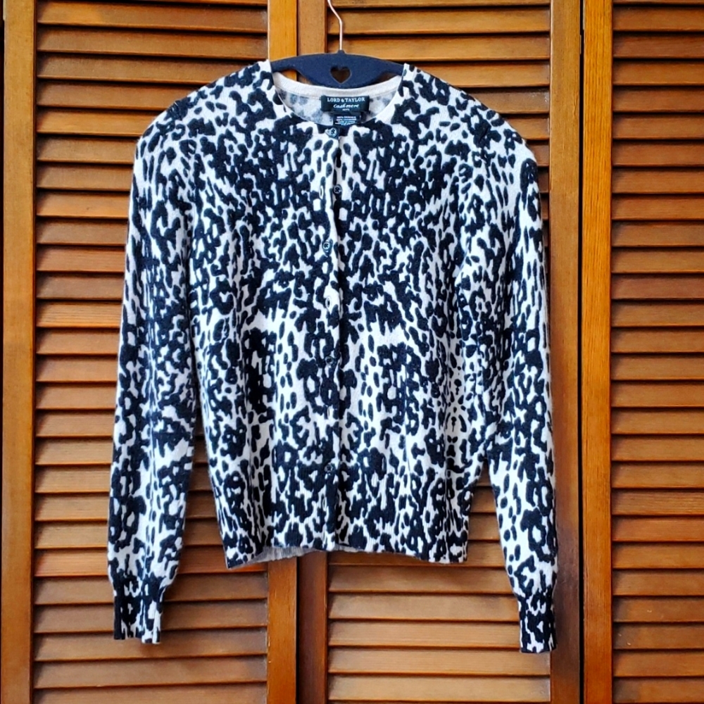 Cashmere sweater